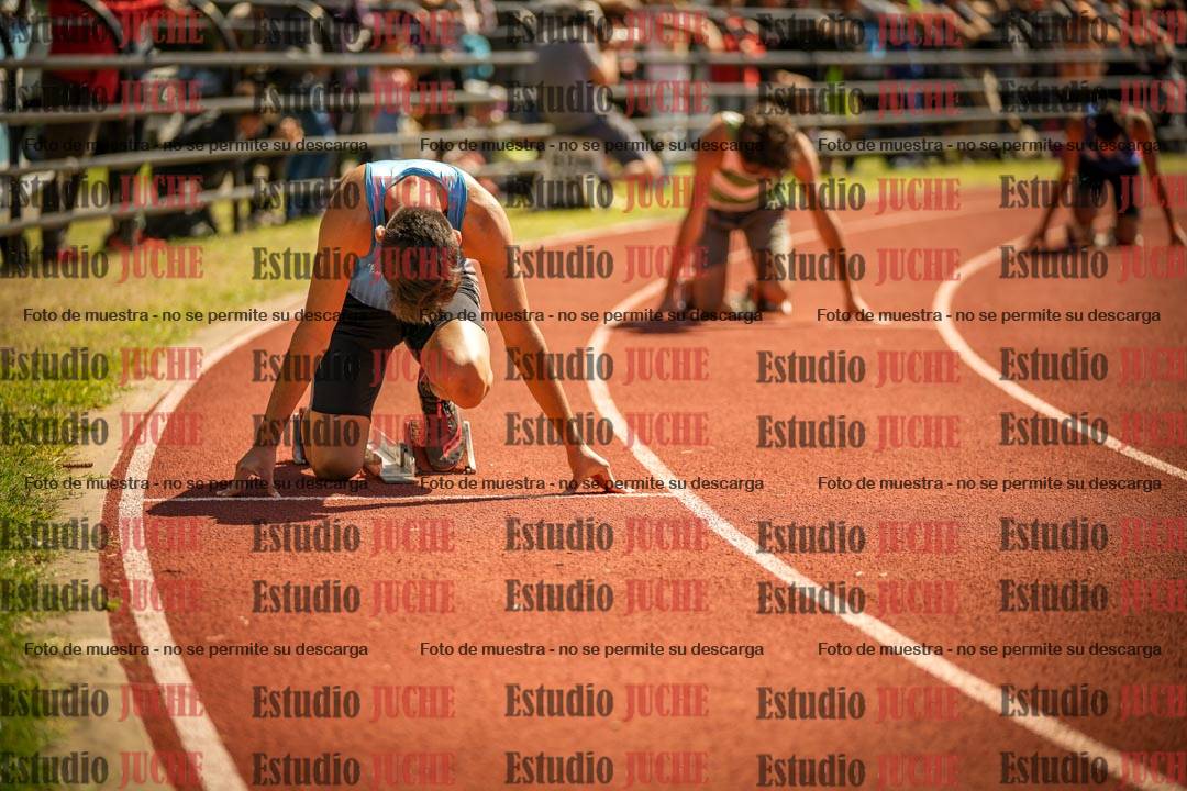 Fotos de los 400 m llanos de varones