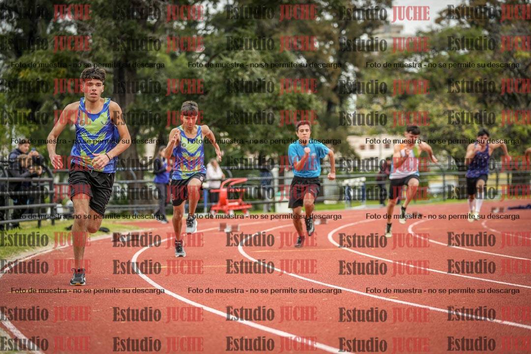 Fotos de los 200 m llanos de varones