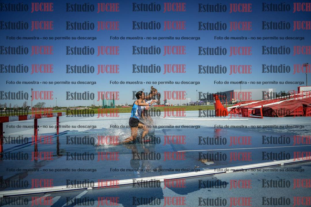 Fotos de los 2000 m con obstáculos de mujeres