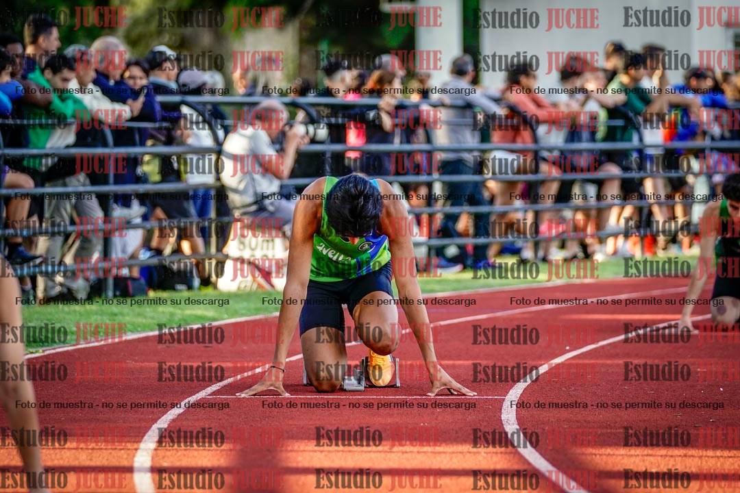 Fotos de los 400 m llanos de varones