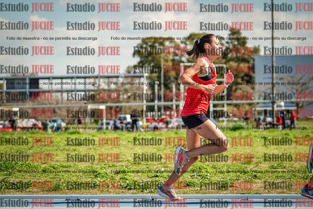 Fotos de los 5000 m llanos de mujeres y varones