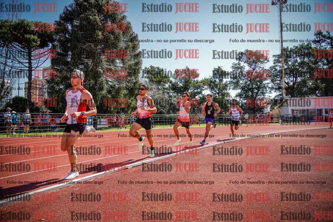 Fotos de los 1500 m llanos de varones