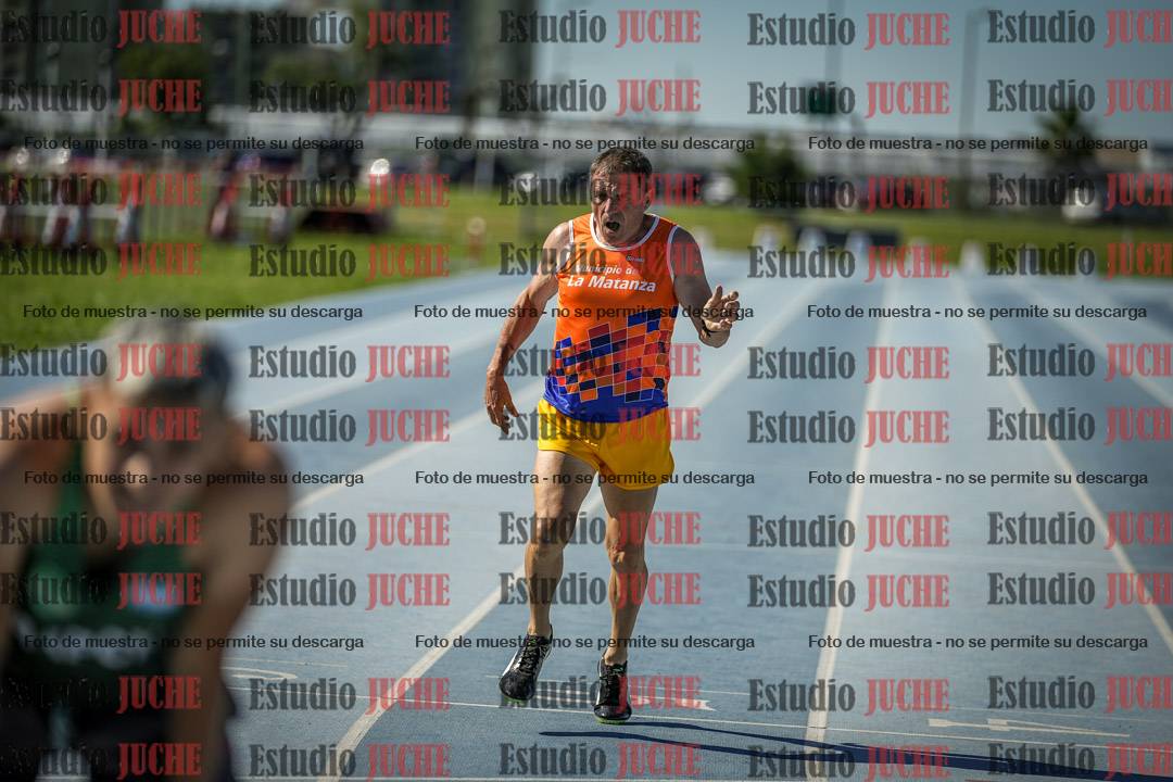 Fotos de los 400 m llanos de varones