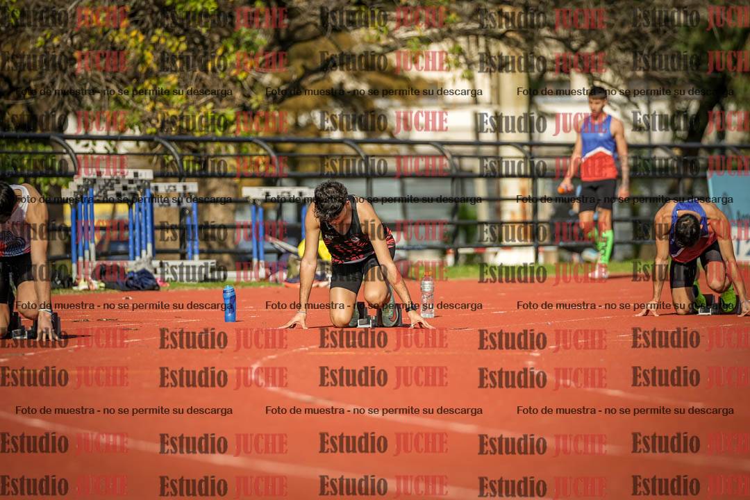 Fotos de los 200 m llanos de varones