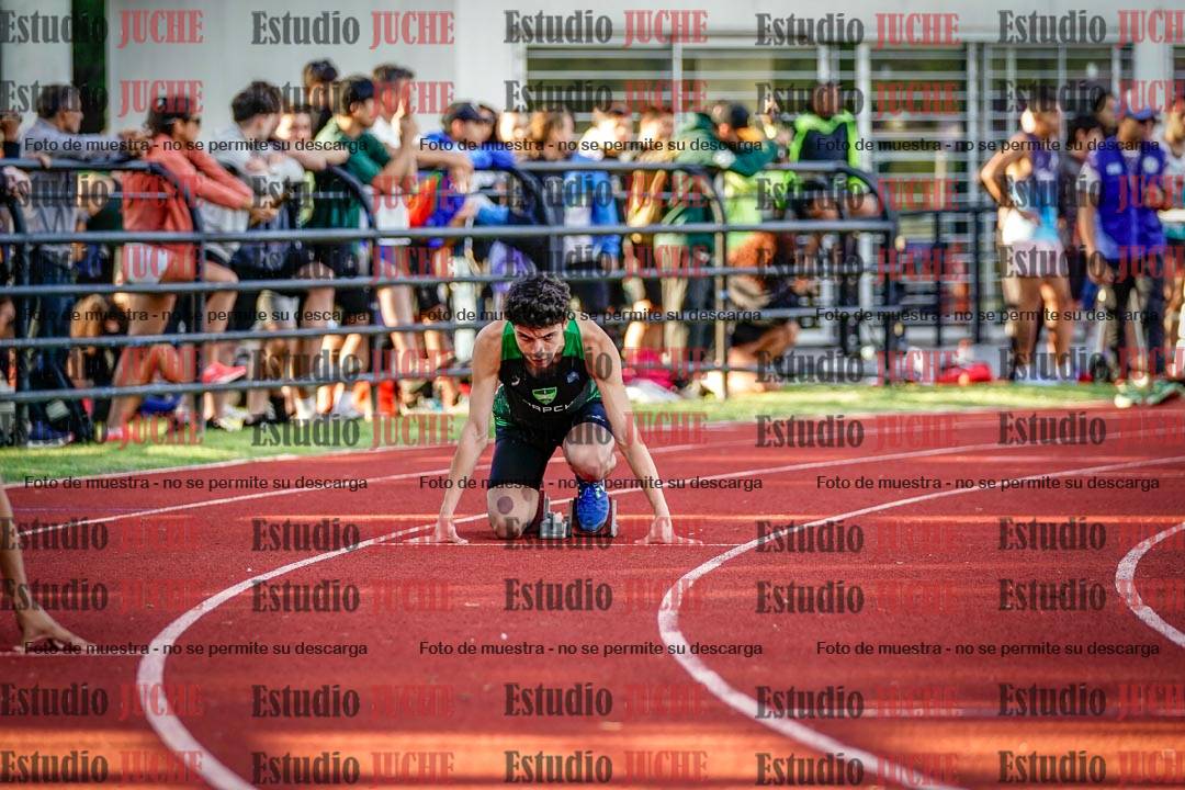 Fotos de los 400 m llanos de varones
