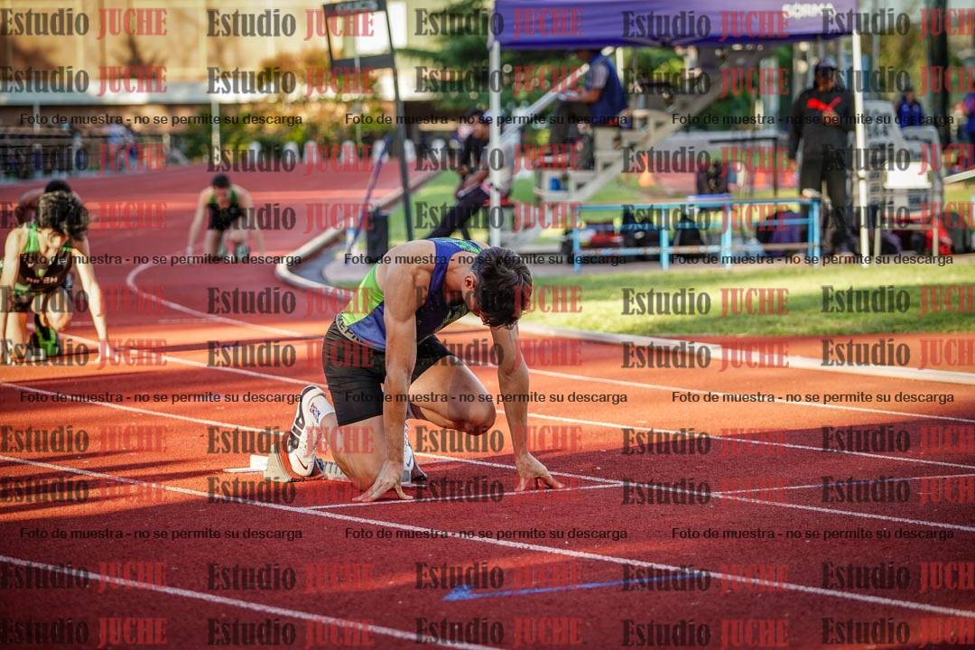 Fotos de los 400 m llanos de varones