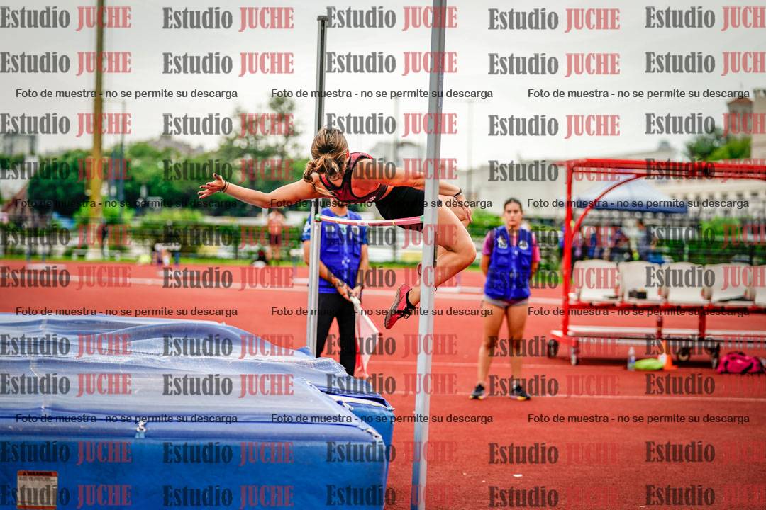 Fotos del salto en alto de mujeres