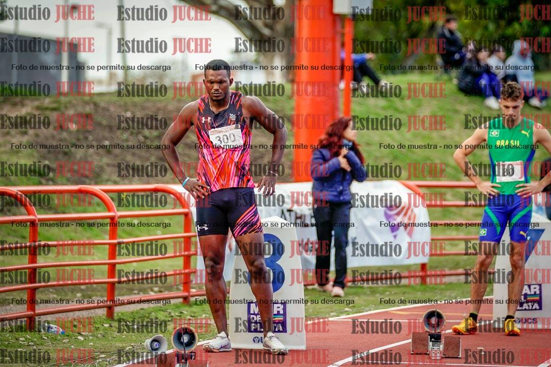 Fotos de los 200 m llanos de varones - FINAL