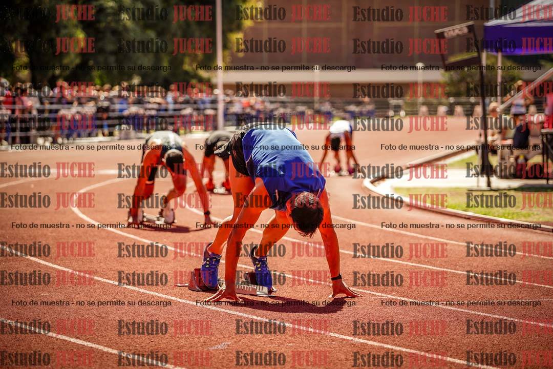 Fotos de los 400 m llanos de varones