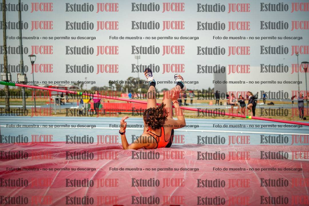 Fotos del salto en alto de mujeres