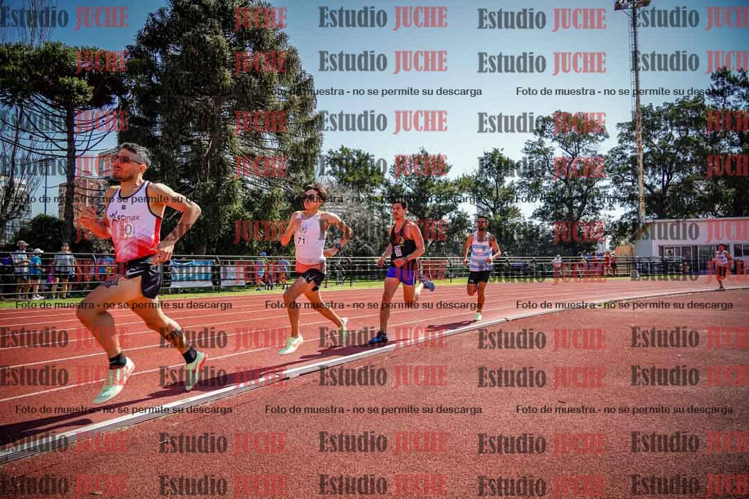 Fotos de los 1500 m llanos de varones