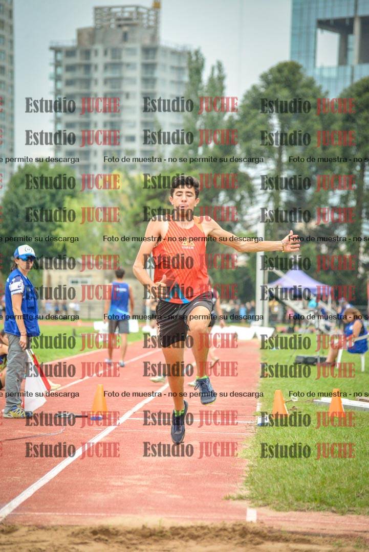 Fotos del salto triple - tabla de 8 y 10