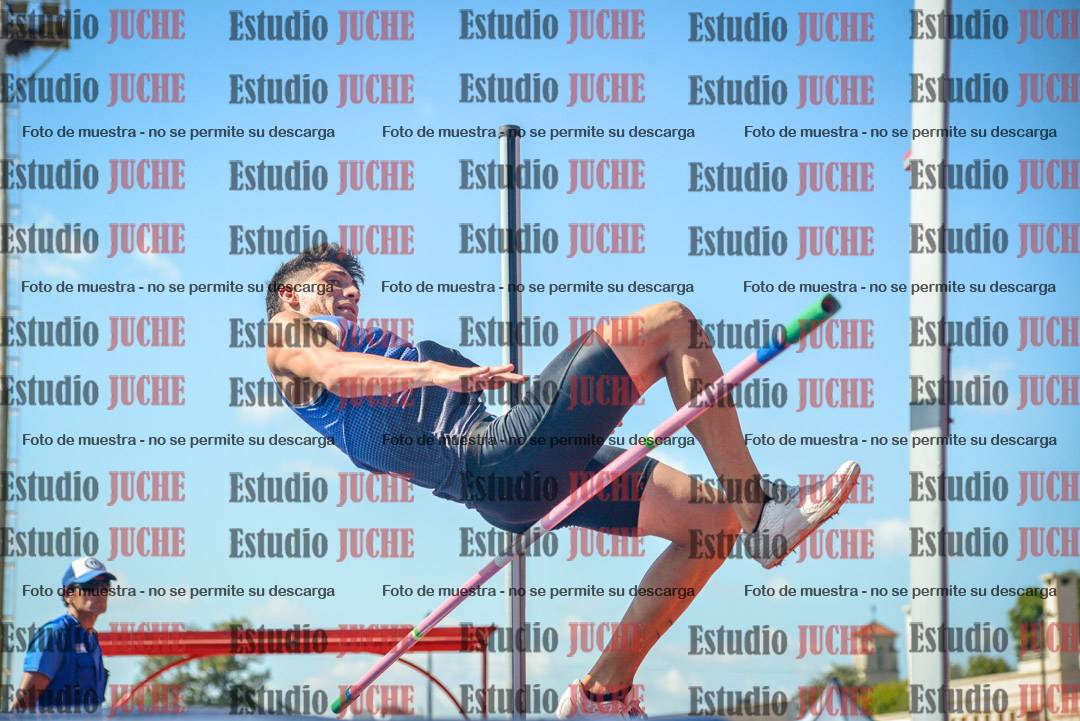 Fotos del salto en alto de varones