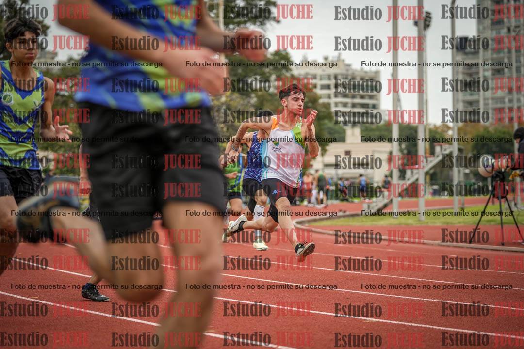 Fotos de los 200 m llanos de varones