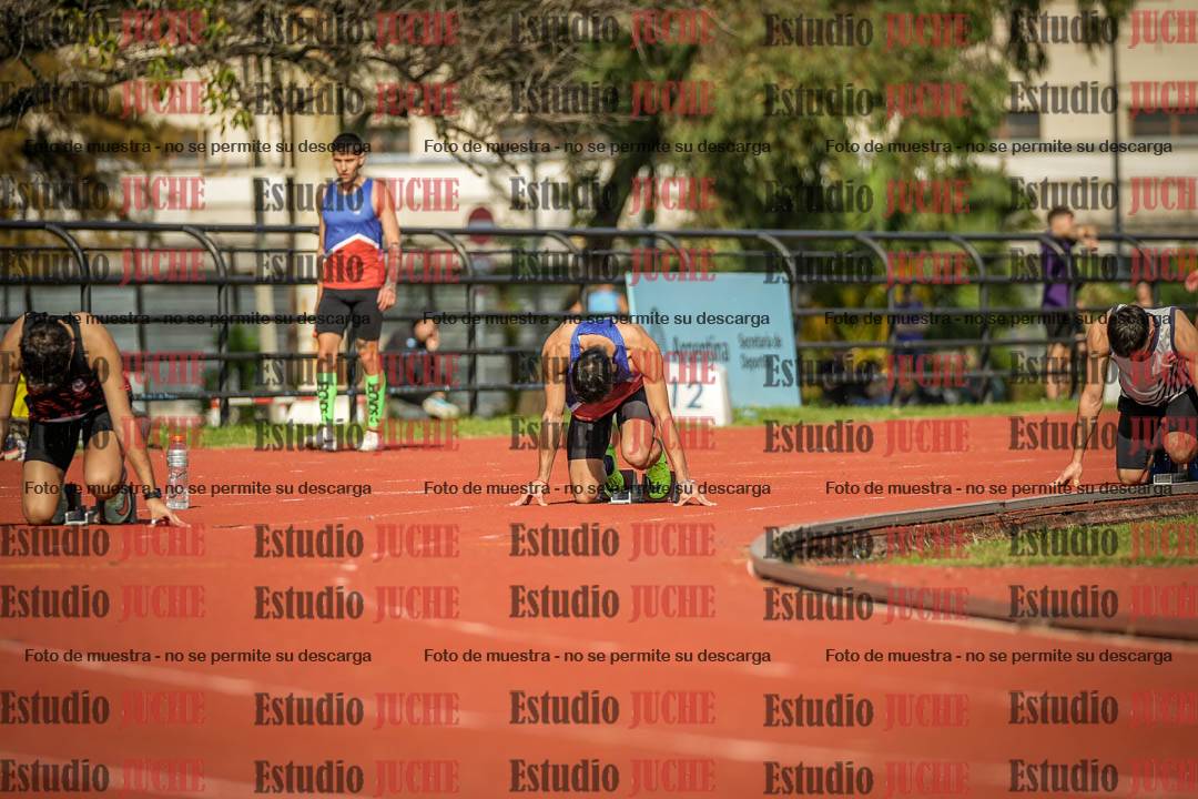 Fotos de los 200 m llanos de varones