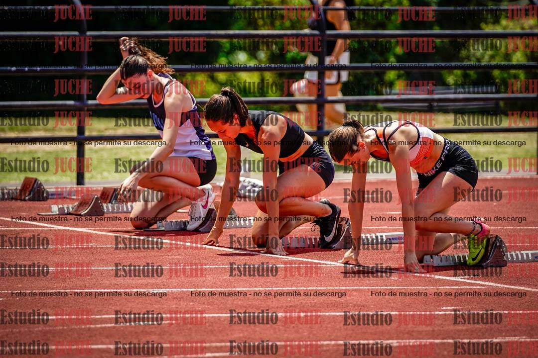 Fotos de los 100 m con vallas de mujeres