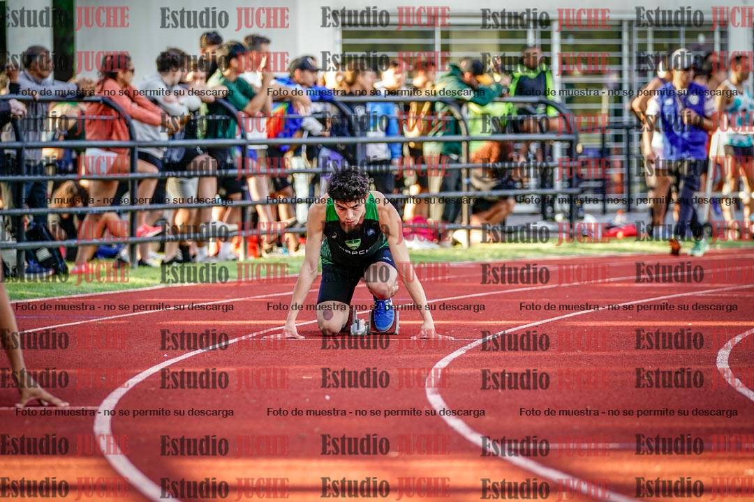 Fotos de los 400 m llanos de varones