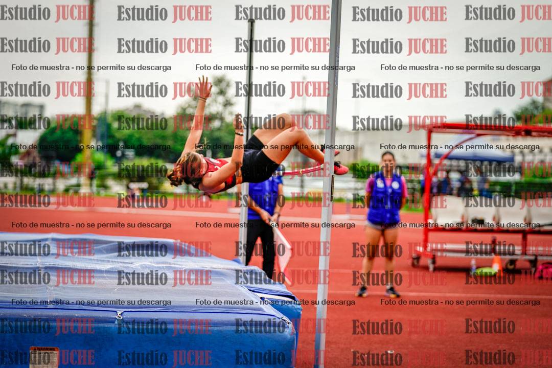 Fotos del salto en alto de mujeres