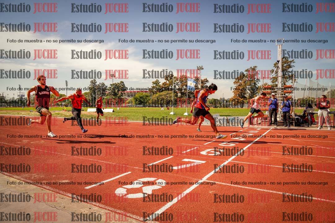 Fotos de los 100 m llanos de varones