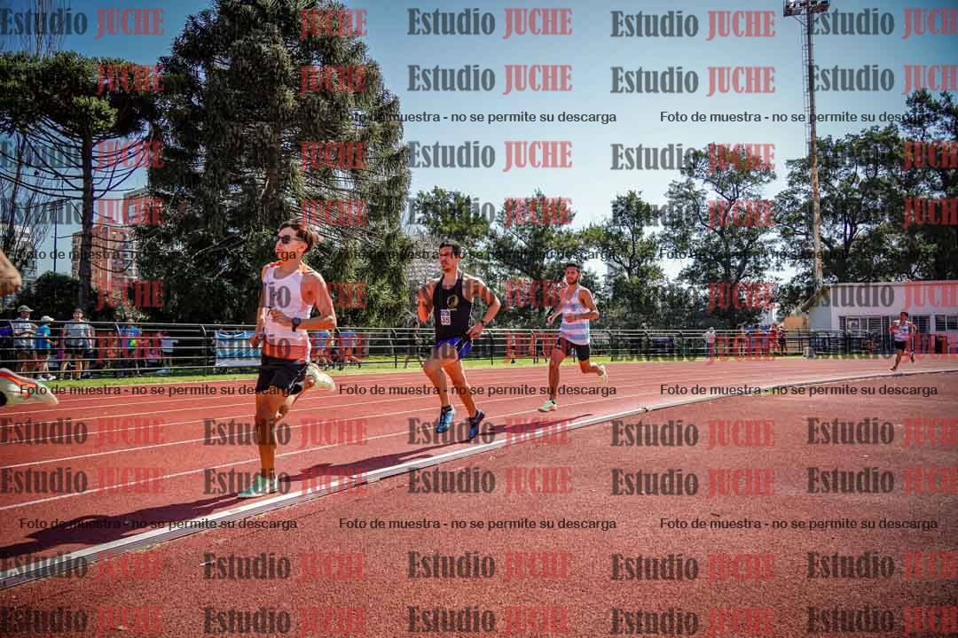 Fotos de los 1500 m llanos de varones