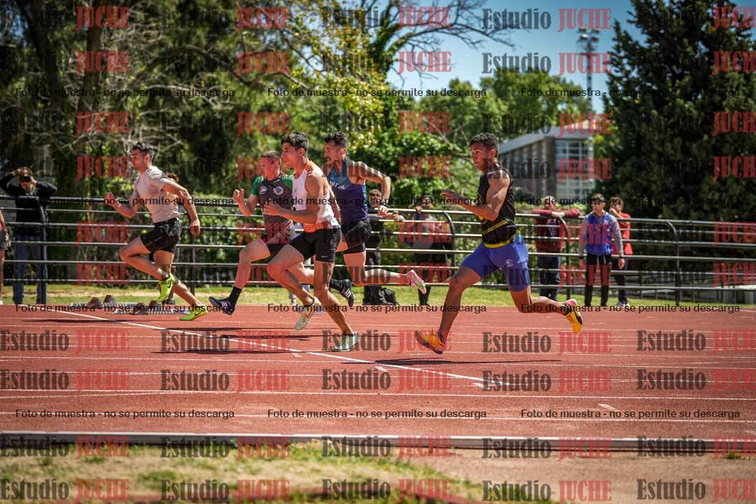 Fotos de los 110 m con vallas de varones