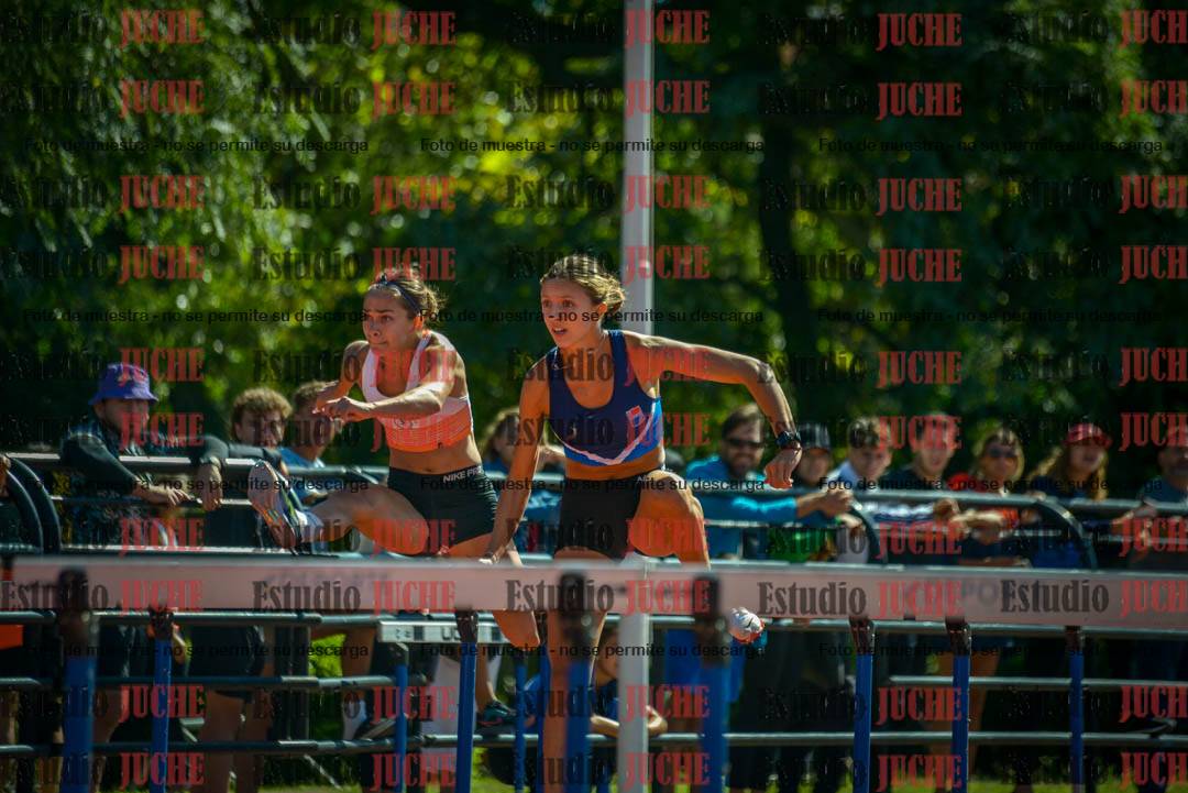 Fotos de los 100 m con vallas de mujeres