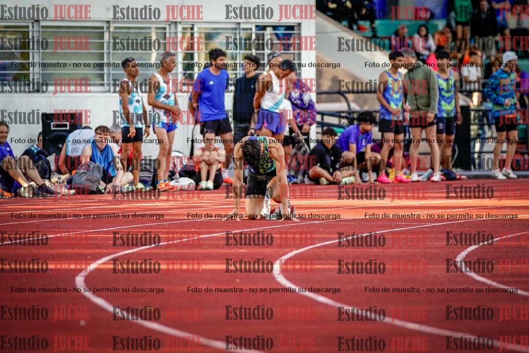 Fotos de los 400 m llanos de varones