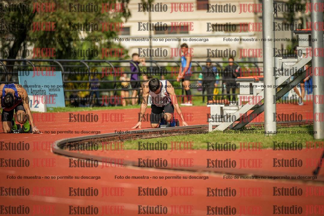 Fotos de los 200 m llanos de varones