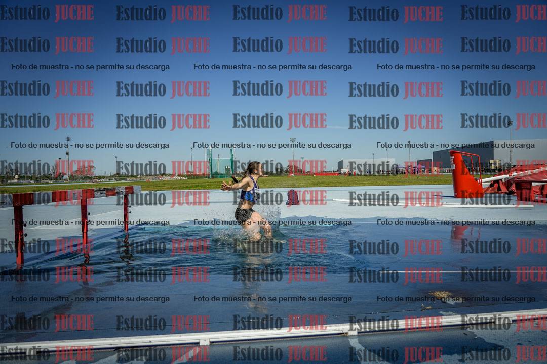 Fotos de los 2000 m con obstáculos de mujeres