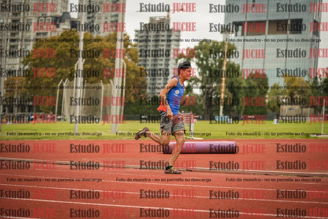 Fotos de los 200 m llanos de varones