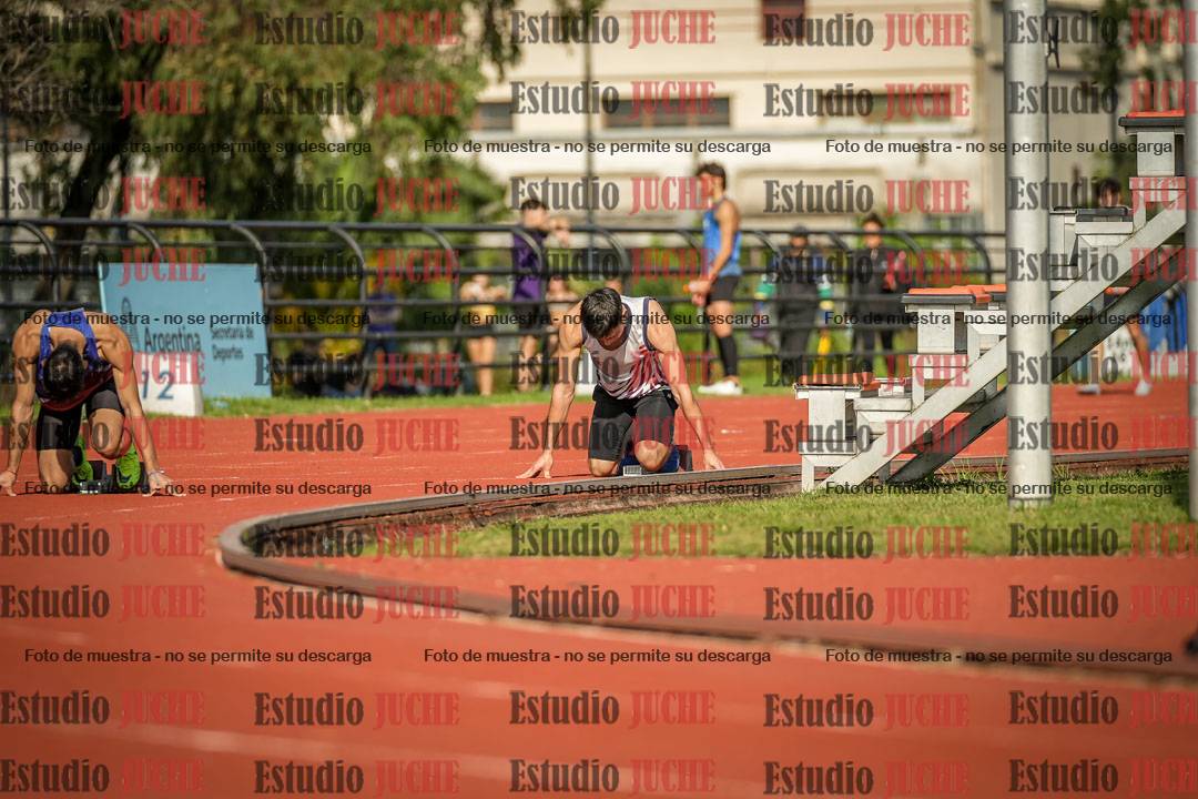 Fotos de los 200 m llanos de varones