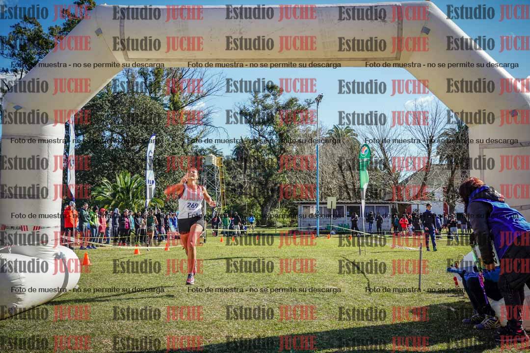 Fotos de la llegada del cross de 3000 m