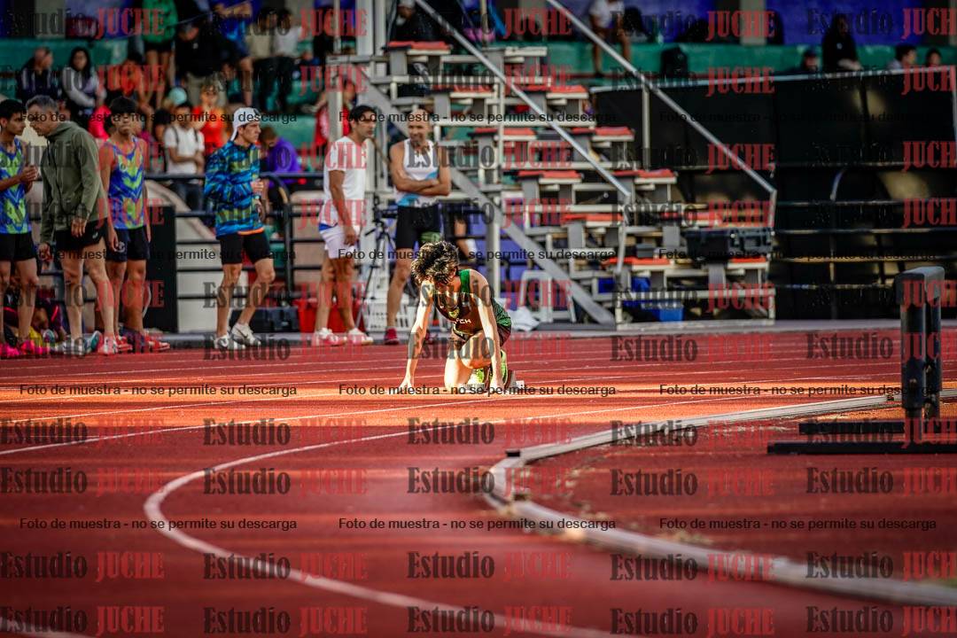 Fotos de los 400 m llanos de varones