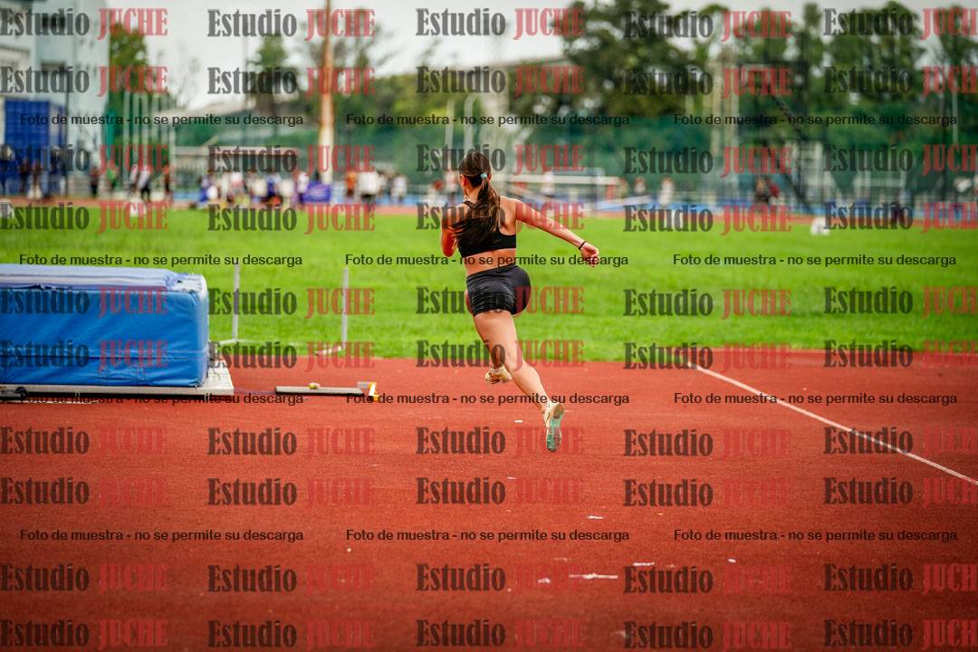 Fotos del salto en alto de mujeres