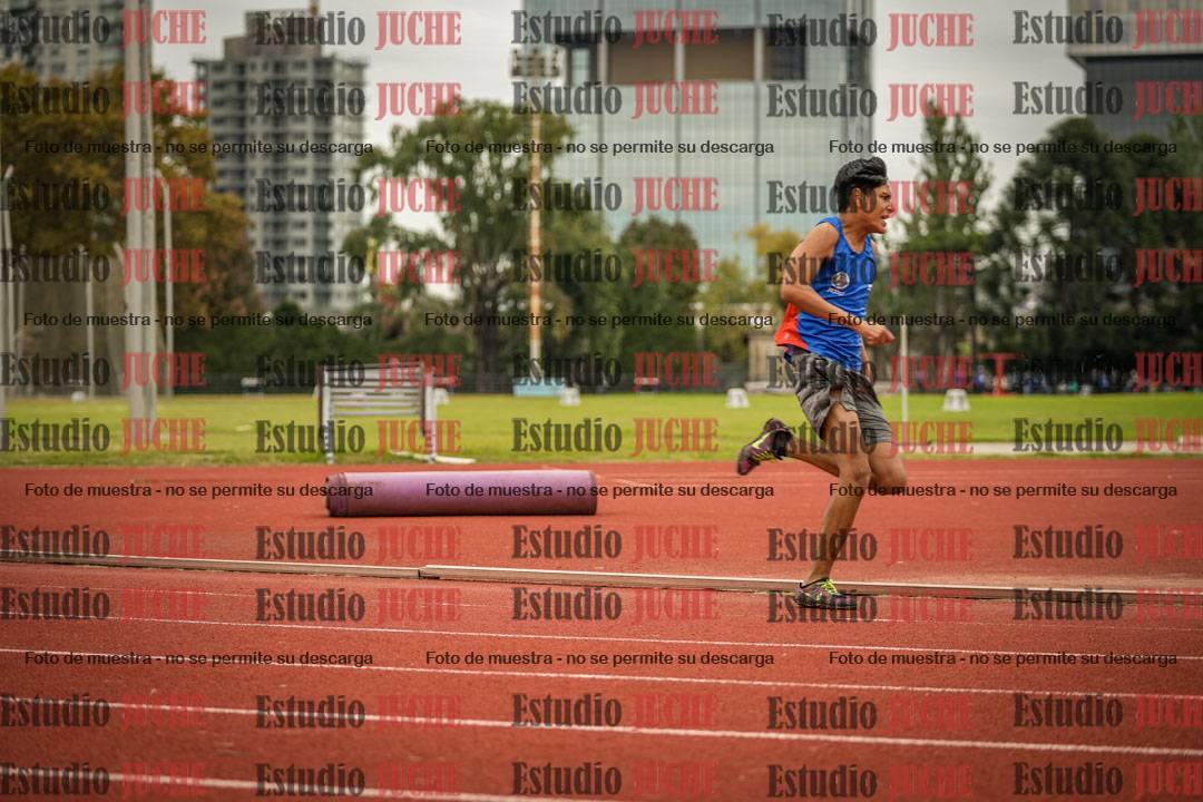 Fotos de los 200 m llanos de varones