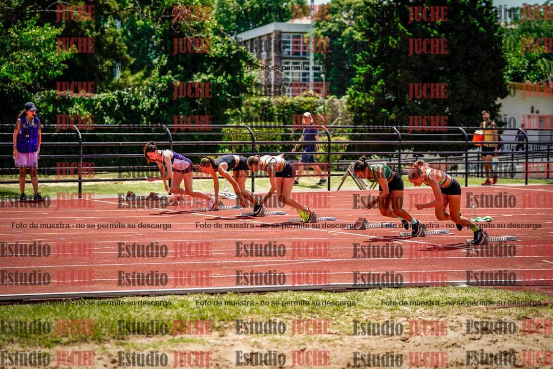 Fotos de los 100 m con vallas de mujeres