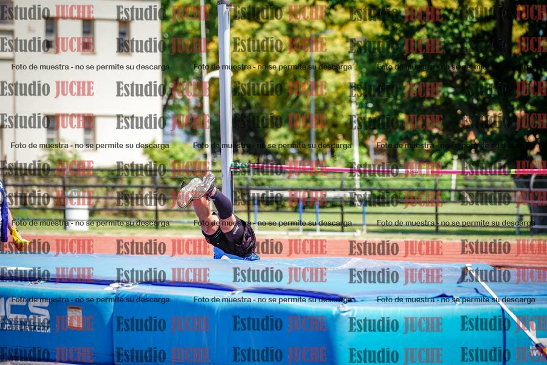Fotos del salto en alto de varones