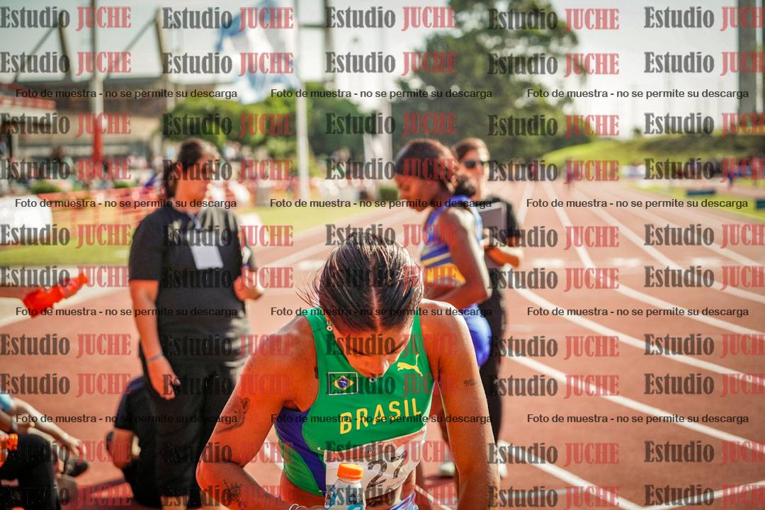 Fotos de algunos extras y podios del día 1