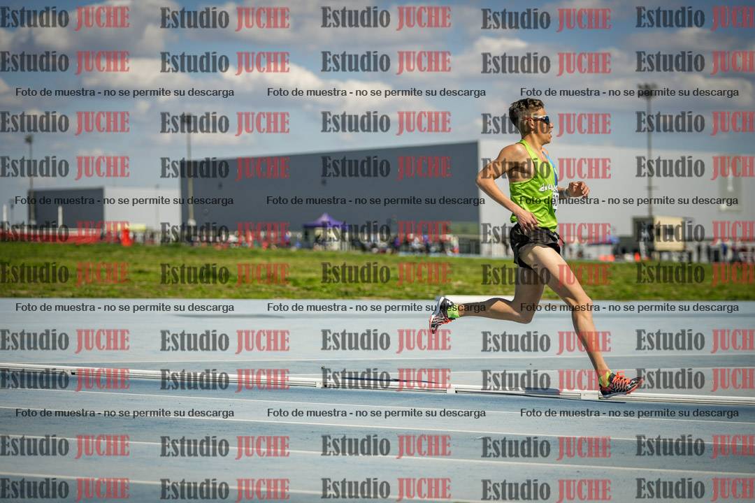 Fotos de los 5000 m llanos de mujeres y varones