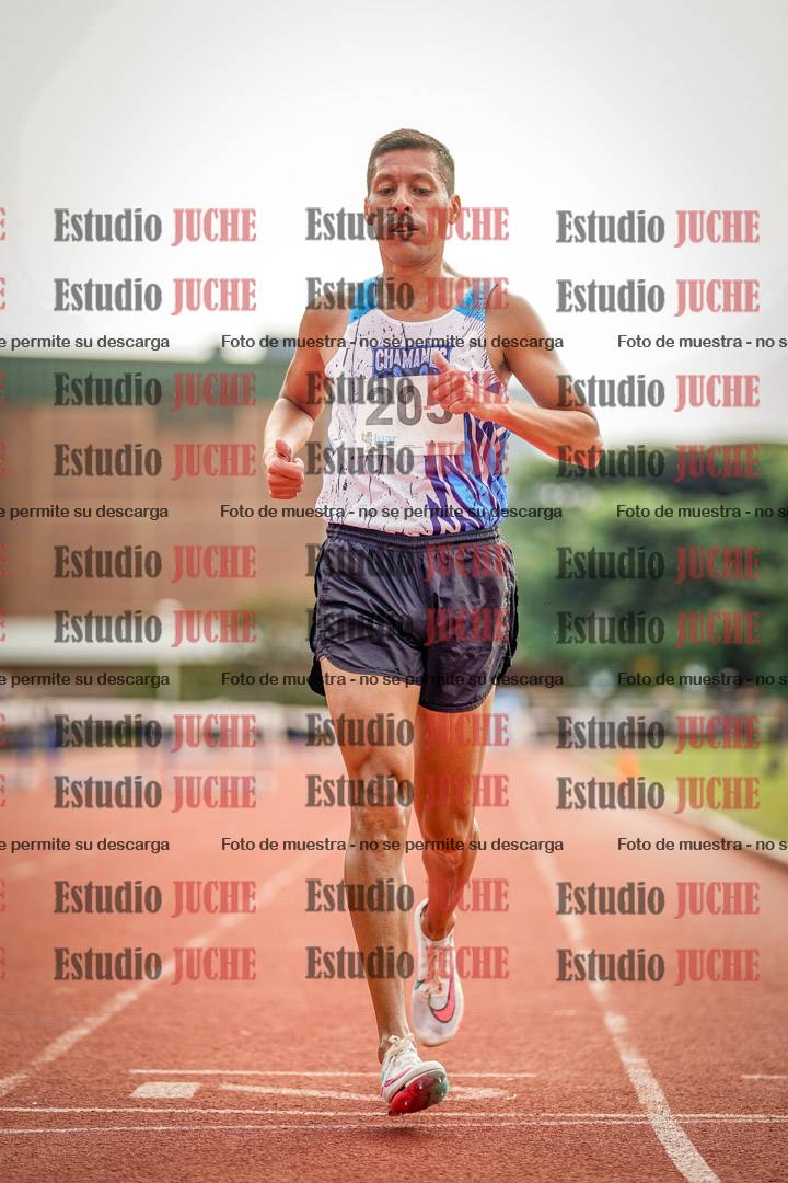 Fotos de los 3000 m llanos de varones