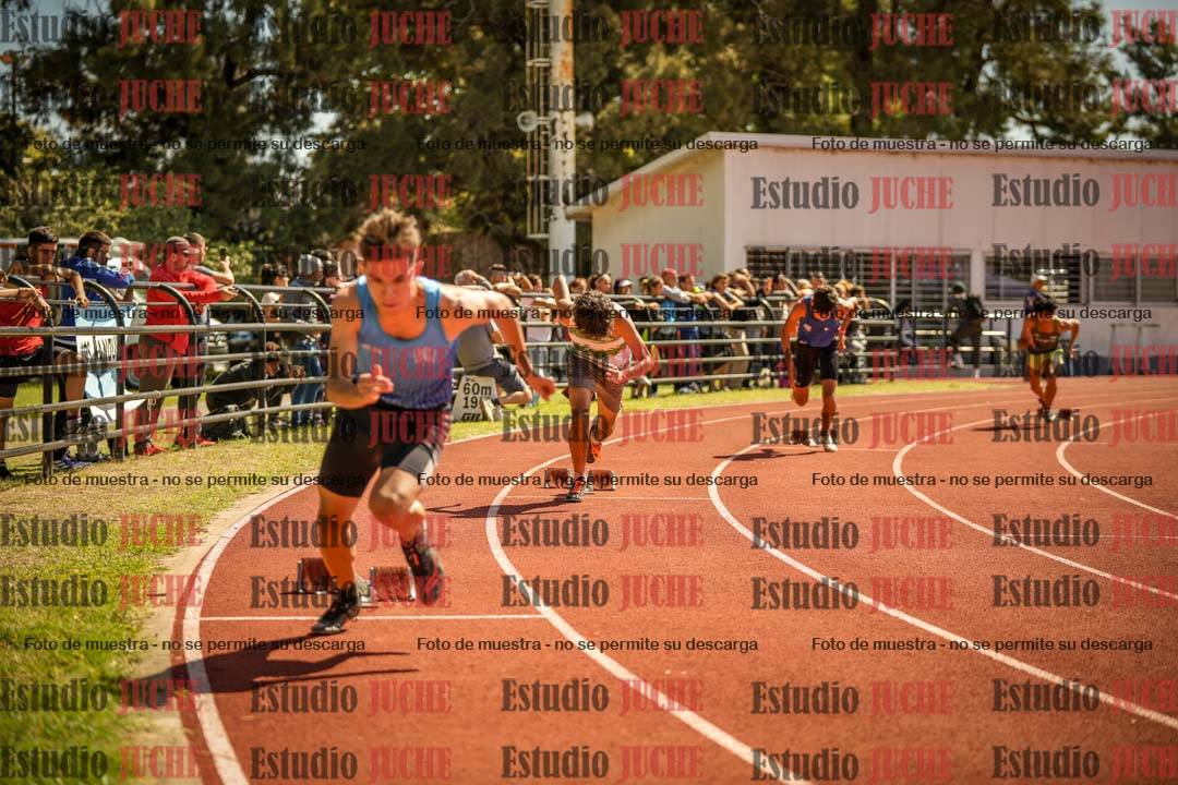 Fotos de los 400 m llanos de varones