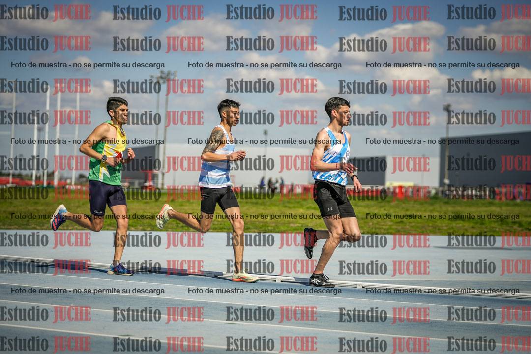 Fotos de los 5000 m llanos de mujeres y varones