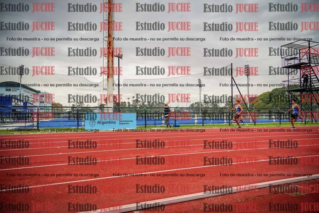 Fotos de los 200 m llanos de varones