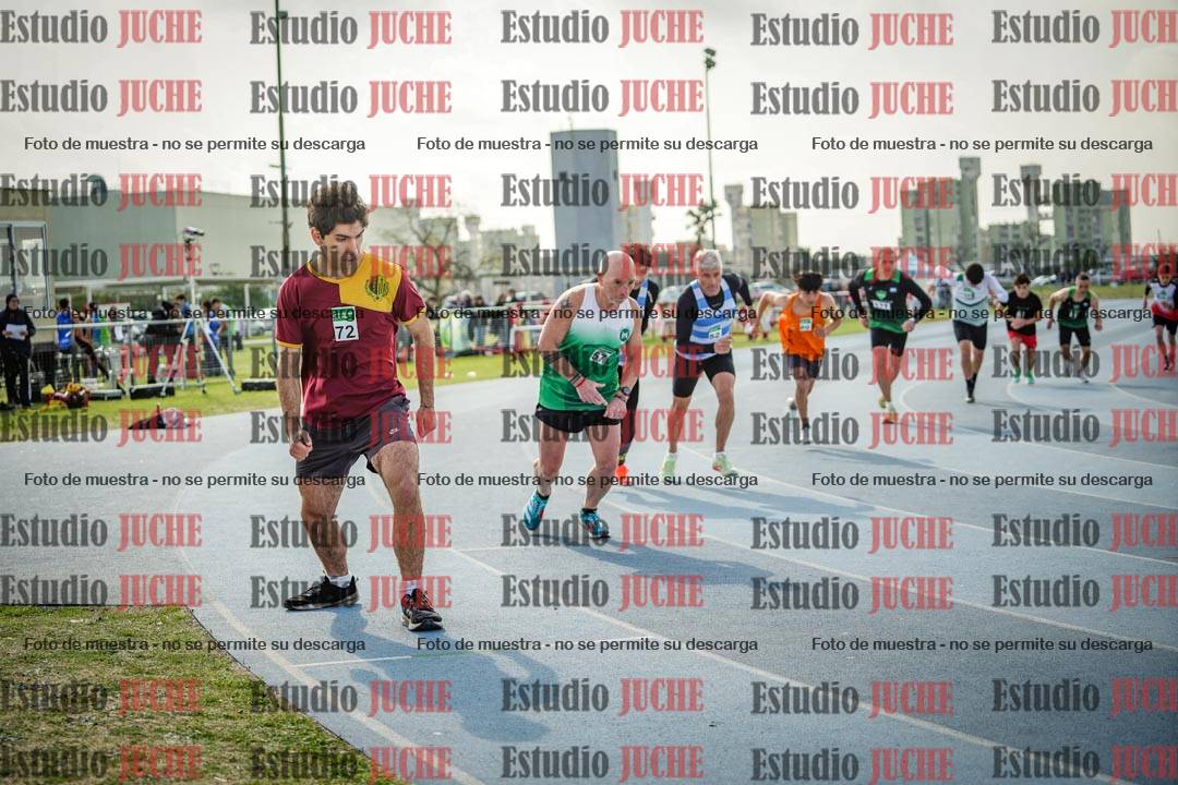 Fotos de los 800 m llanos de varones