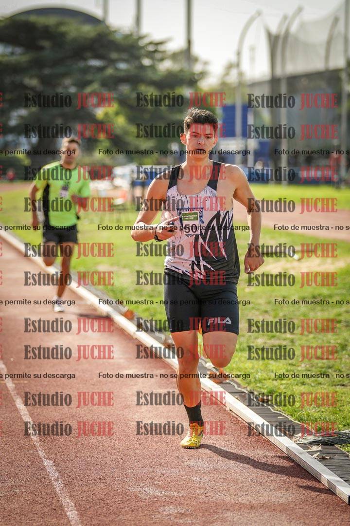 Fotos de los 800 m llanos de varones