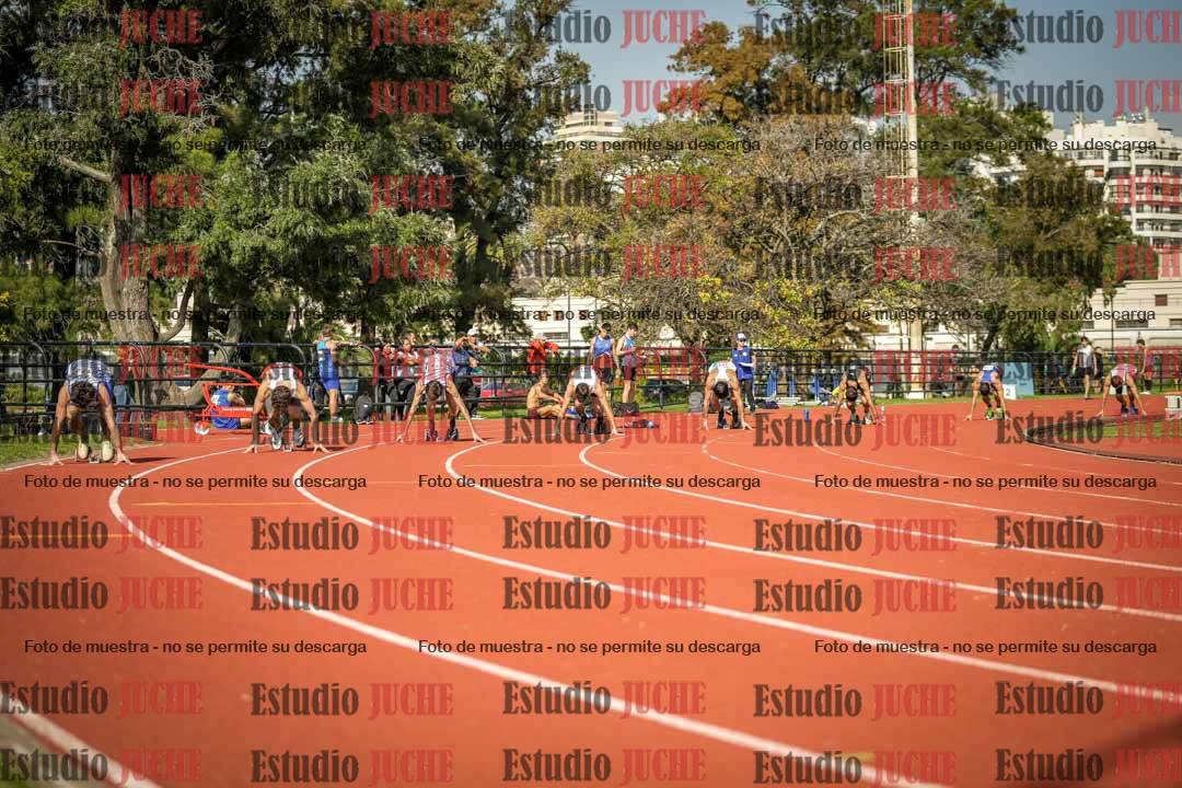 Fotos de los 200 m llanos de varones