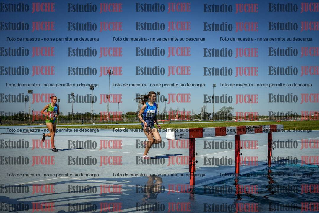 Fotos de los 2000 m con obstáculos de mujeres