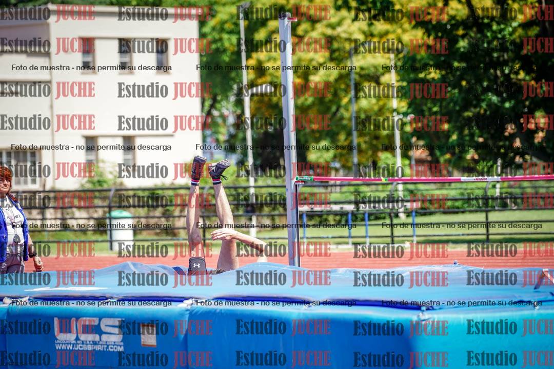 Fotos del salto en alto de varones