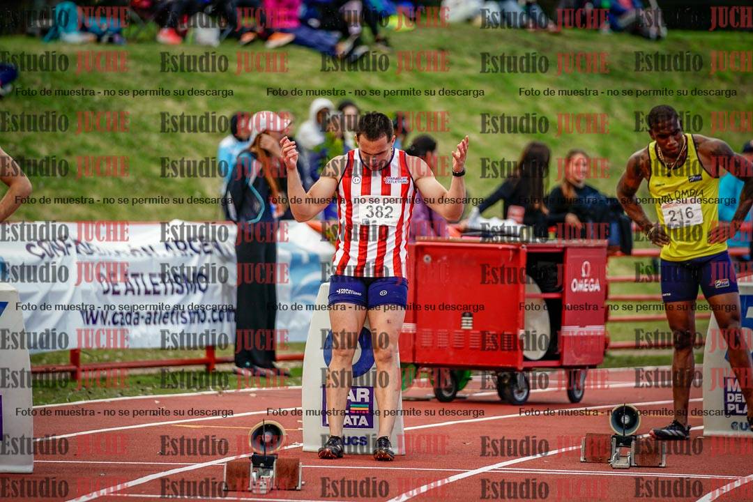 Fotos de los 200 m llanos de varones - FINAL