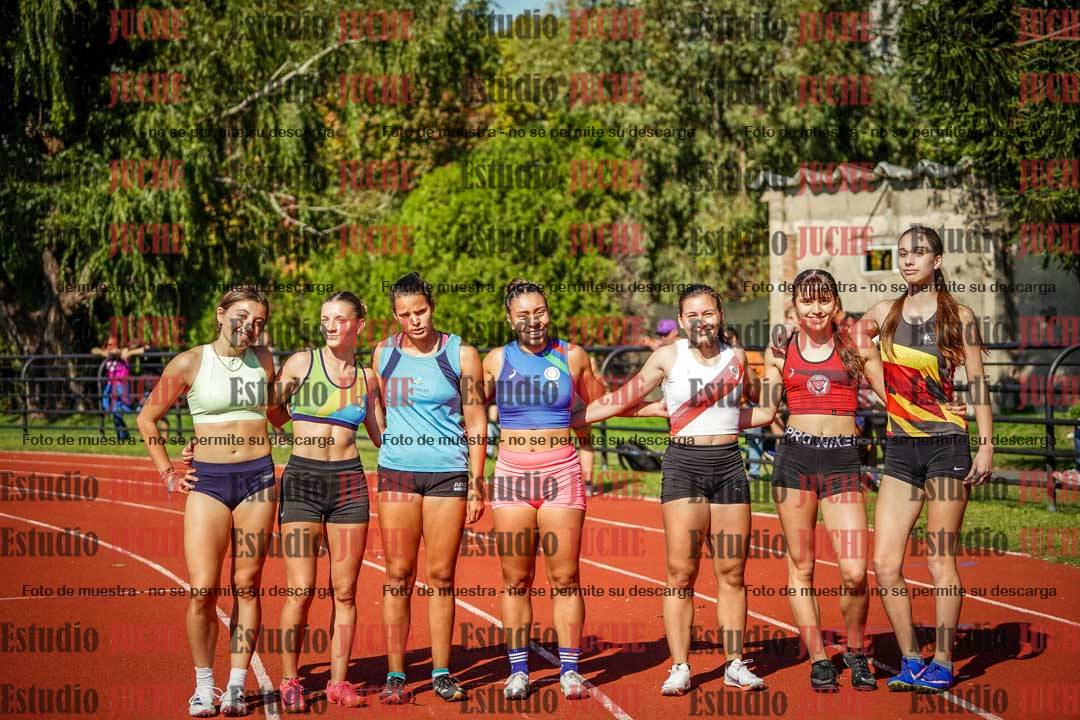 Fotos de algunos podios y extras